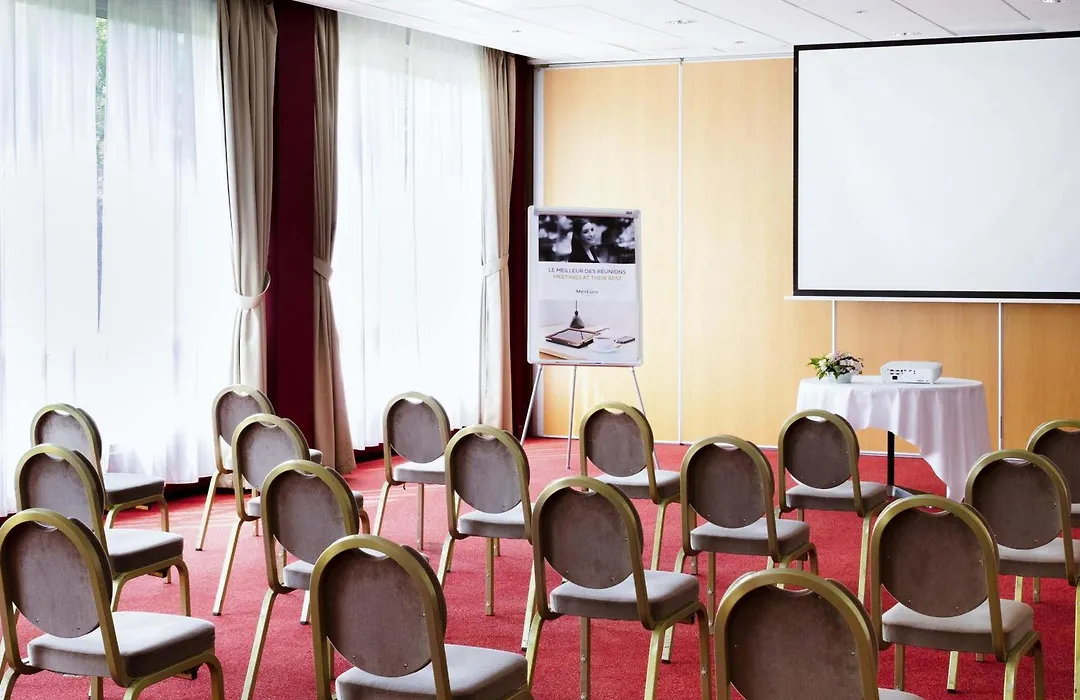 Mercure Nevers Pont De Loire-1